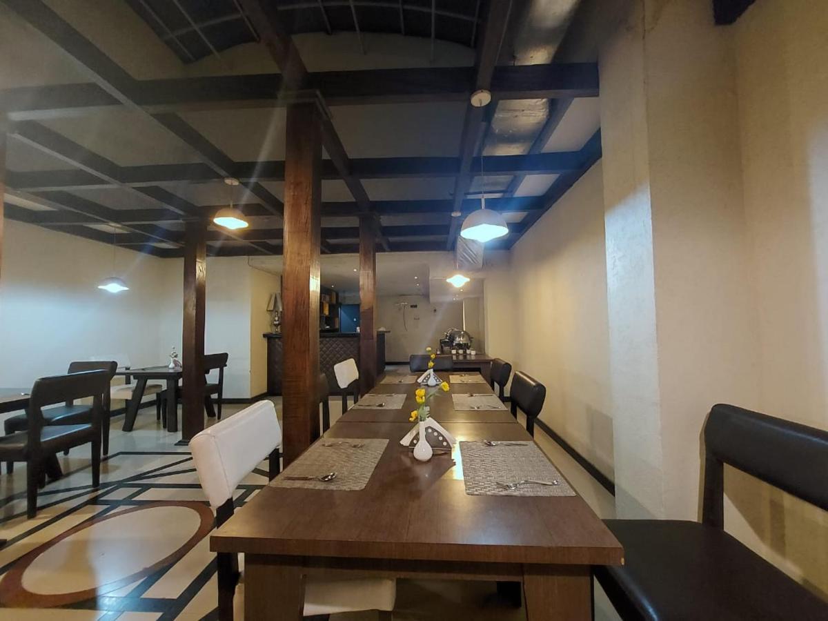 Orbit Hotel - Bagdogra Exterior foto